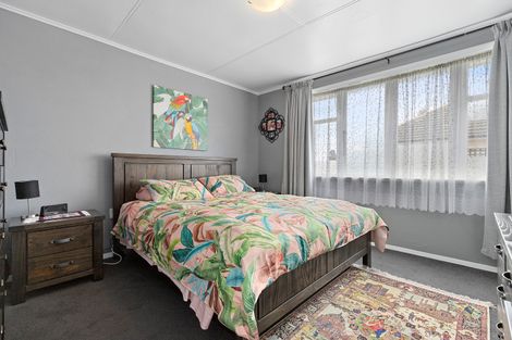 Photo of property in 96 Thames Road, Paeroa, 3600