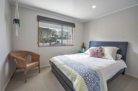 Photo of property in 16 Donald Street, Stanmore Bay, Whangaparaoa, 0932