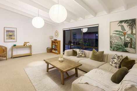 Photo of property in 27 Fincham Road, Raumati Beach, Paraparaumu, 5032