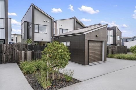 Photo of property in 10 Walter Merton Road, Hobsonville, Auckland, 0616