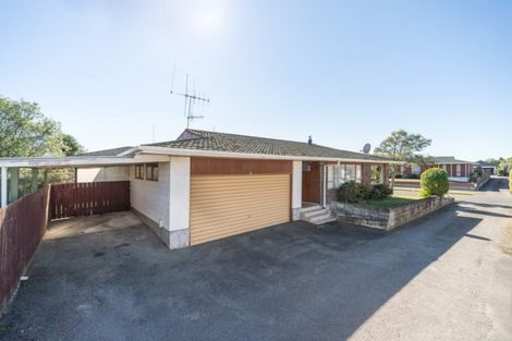 Photo of property in 36 Terry Crescent, Milson, Palmerston North, 4414