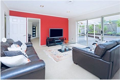 Photo of property in 22 Athenry Place, Dannemora, Auckland, 2016