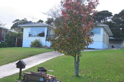 Photo of property in 54 Rimutaka Place, Titirangi, Auckland, 0604