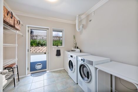 Photo of property in 3 Semillon Avenue, Henderson, Auckland, 0612