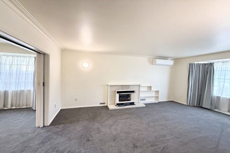 Photo of property in 152 Straven Road, Fendalton, Christchurch, 8014