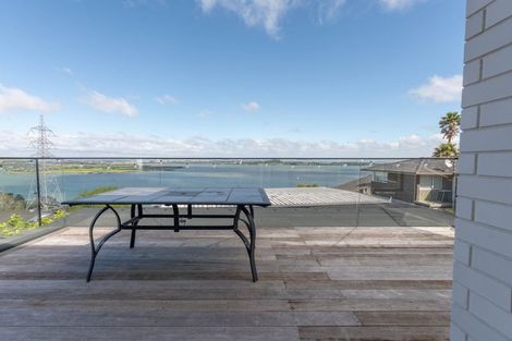 Photo of property in 328a Hillsborough Road, Hillsborough, Auckland, 1042