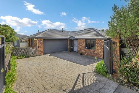 Photo of property in 75 Kentwood Drive, Woodridge, Wellington, 6037