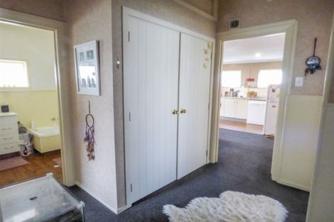 Photo of property in 1 Armstrong Street, Balclutha, 9230