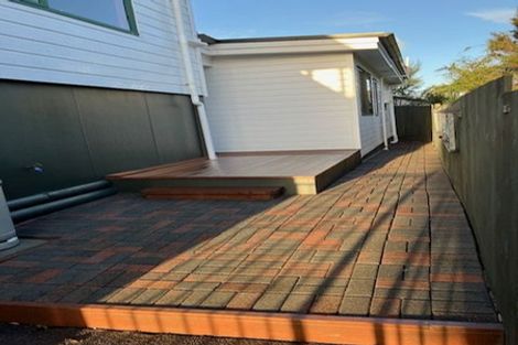 Photo of property in 43 Taioma Crescent, Te Atatu Peninsula, Auckland, 0610