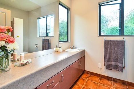 Photo of property in 51 Klipsch Road, Glenbrook, Pukekohe, 2679