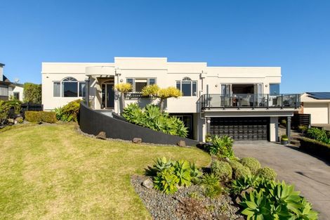 Photo of property in 5 Downing Place, Welcome Bay, Tauranga, 3112