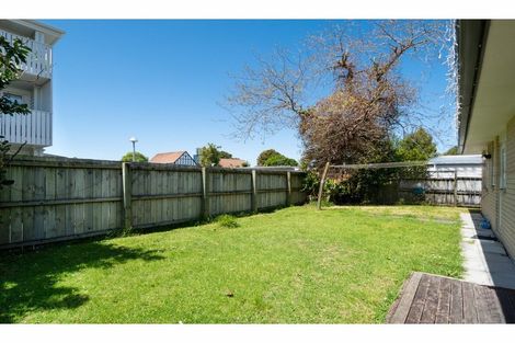 Photo of property in 27a Swanson Road, Henderson, Auckland, 0610