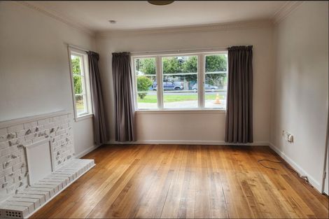 Photo of property in 15 Fowlds Avenue, Sandringham, Auckland, 1025