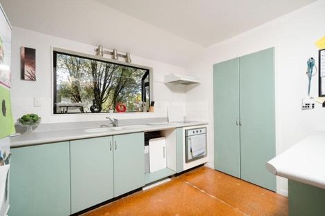 Photo of property in 36 Redlands Grove, Swanson, Auckland, 0612