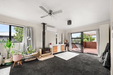 Photo of property in 14 Waimauku Station Road, Waimauku, 0812