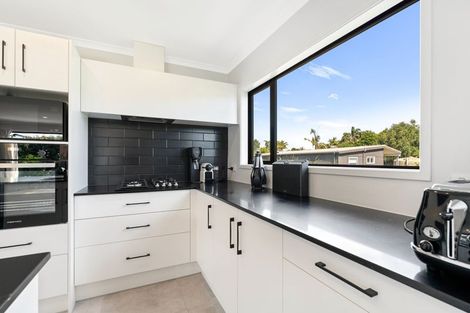 Photo of property in 56 Marram Place, Mangawhai Heads, Mangawhai, 0505