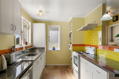 Photo of property in 101 Bell Street, Tawa, Wellington, 5028