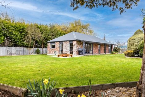 Photo of property in 2 Raymond Orr Meadows, Rangiora, 7400