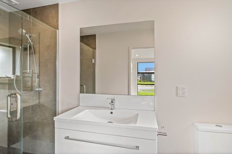 Photo of property in 33 Robert Duncan Road, Belfast, Christchurch, 8051