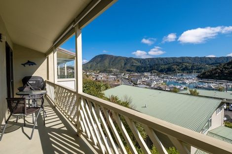 Photo of property in 6 Rutland Street, Picton, 7220