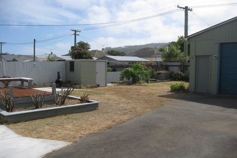 Photo of property in 25 Petherick Street, Taita, Lower Hutt, 5011