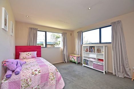 Photo of property in 135 Cunningham Crescent, Grasmere, Invercargill, 9810