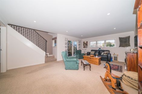 Photo of property in 51 Lincoln Terrace, Hokowhitu, Palmerston North, 4410