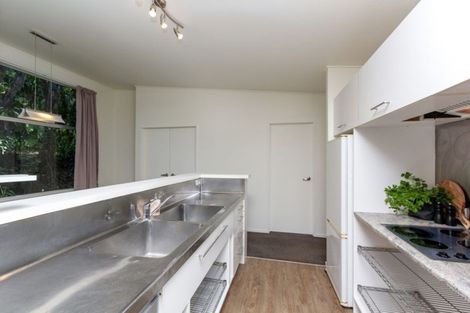 Photo of property in 12 Nevada Drive, Merrilands, New Plymouth, 4312