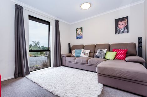 Photo of property in 38 Tara Hills Drive, North Taieri, Mosgiel, 9092