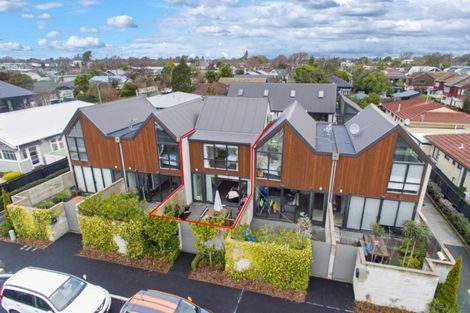 Photo of property in 3/20 North Avon Road, Richmond, Christchurch, 8013