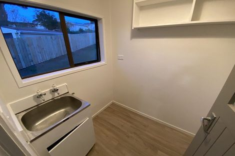 Photo of property in 17 Brougham Place, West Harbour, Auckland, 0618