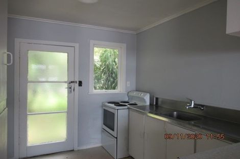 Photo of property in 382 West Coast Road, Glen Eden, Auckland, 0602