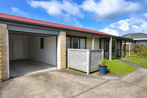 Photo of property in 17b Pemberton Crescent, Greerton, Tauranga, 3112