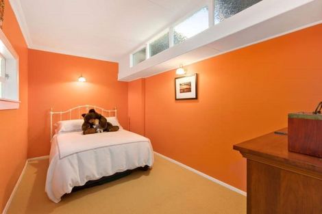 Photo of property in 9 Gill Road, Lowry Bay, Lower Hutt, 5013