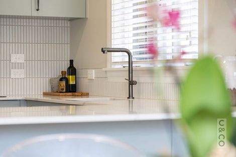 Photo of property in 29 Cambridge Road, Riverhead, 0820