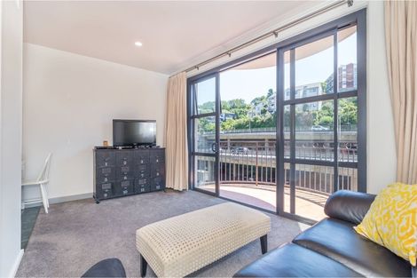 Photo of property in Atrium Apartments, 2o/154 The Terrace, Wellington Central, Wellington, 6011