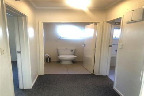 Photo of property in 2/56 Ferndale Road, Mount Wellington, Auckland, 1060