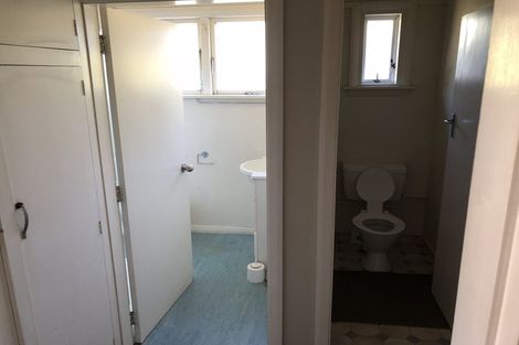 Photo of property in 310 Riccarton Road, Upper Riccarton, Christchurch, 8041