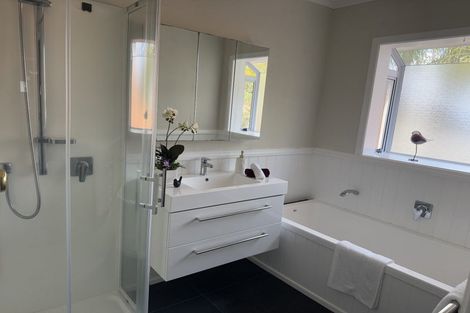 Photo of property in 15 Sandspit Road, Cockle Bay, Auckland, 2014