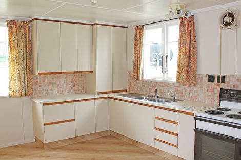 Photo of property in 15 Kent Street, Oamaru North, Oamaru, 9400