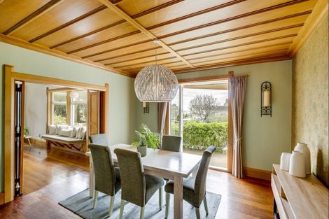 Photo of property in 1 Lambton Road, Hospital Hill, Napier, 4110