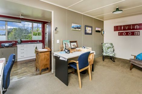 Photo of property in 336 Muriwai Road, Waimauku, 0881