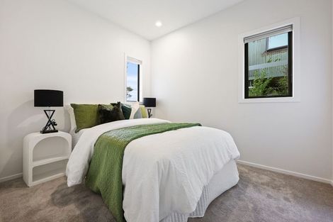 Photo of property in 40a Verran Road, Birkdale, Auckland, 0626