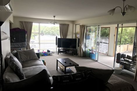 Photo of property in 74 Warren Crescent, Hillmorton, Christchurch, 8025