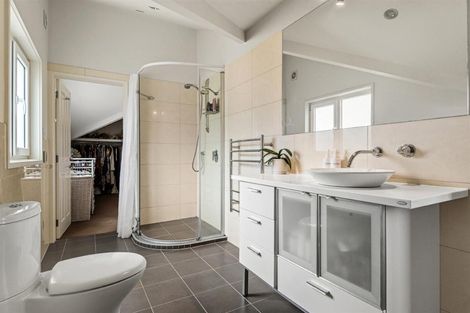 Photo of property in 42 Hart Road, Hauraki, Auckland, 0622