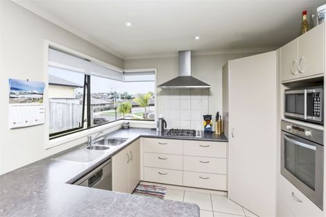 Photo of property in 8 Eliza Place, Grandview Heights, Hamilton, 3200