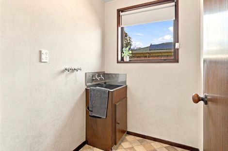 Photo of property in 2/281 Sawyers Arms Road, Bishopdale, Christchurch, 8053