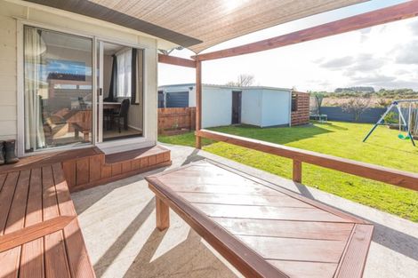 Photo of property in 53 Titoki Street, Castlecliff, Whanganui, 4501