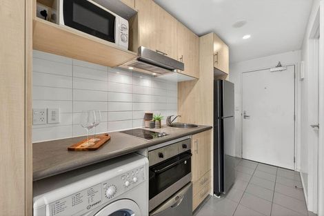 Photo of property in 23 Emily Place, Bellevue, Tauranga, 3110