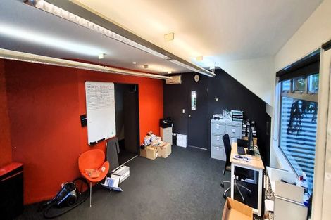 Photo of property in 1/108 Lincoln Road, Henderson, Auckland, 0610